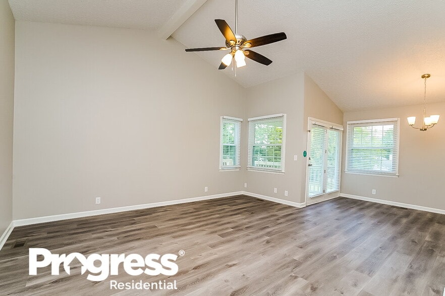 Building Photo - 103 Silver Maple Ct