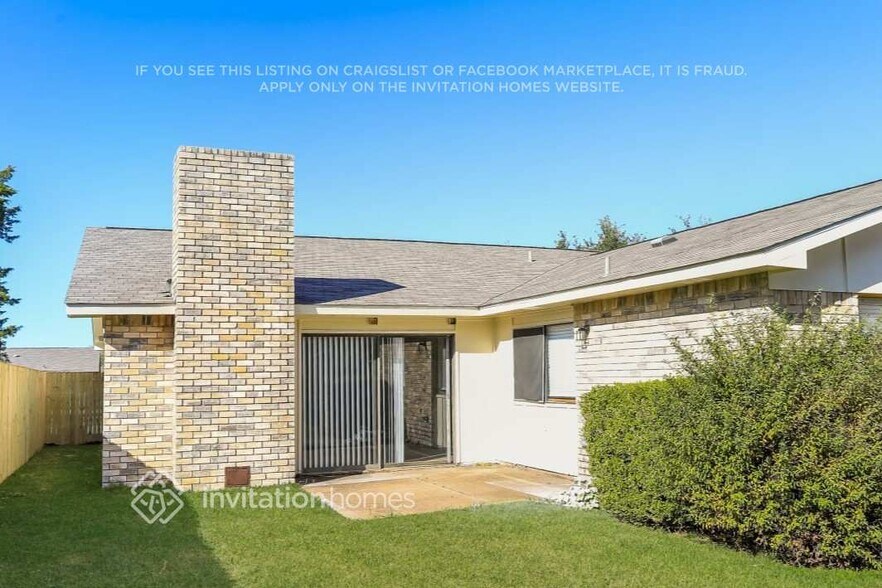 Building Photo - 6304 Jennings Dr