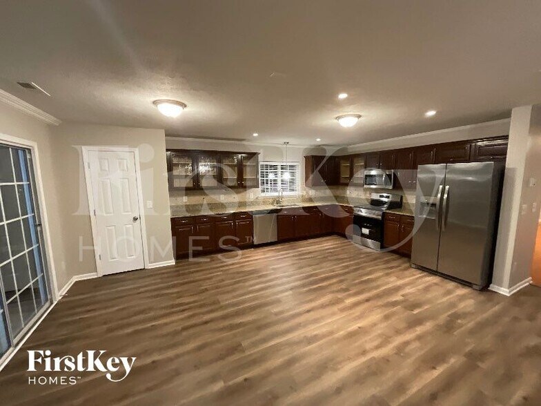 Building Photo - 2 Red Sage Ct