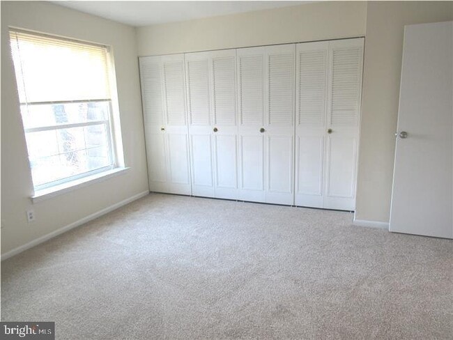 Building Photo - 4000 Gypsy Ln