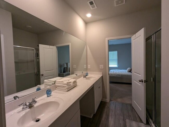 Building Photo - 94 Wynn Wy