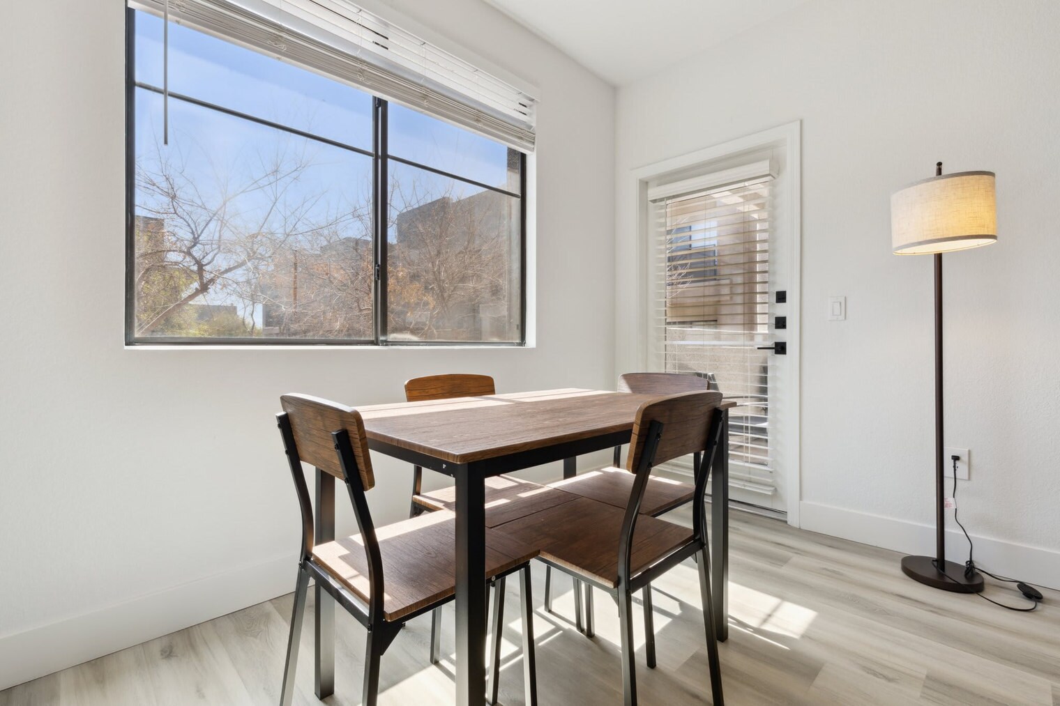 Building Photo - 6610 N 93rd Ave