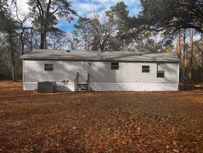 Building Photo - 3 bedroom 2 bath Doublewide MH