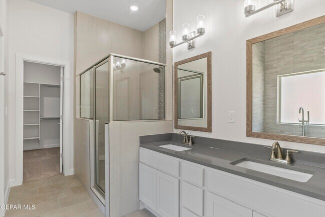 Building Photo - 13653 Baja Vista Ct