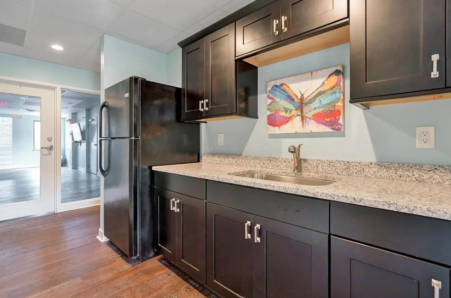 Clubhouse - 4819 Middletowne St