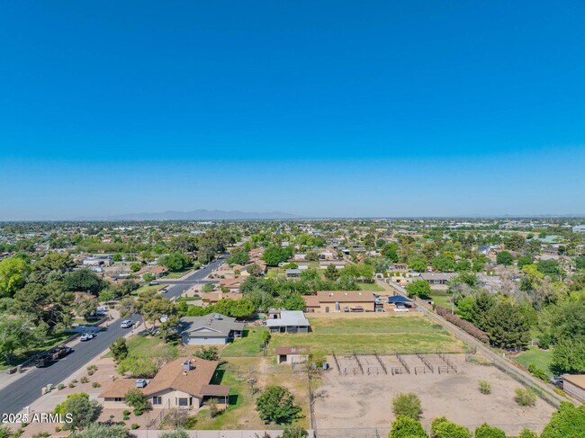 Building Photo - 5210 W Monte Cristo Ave