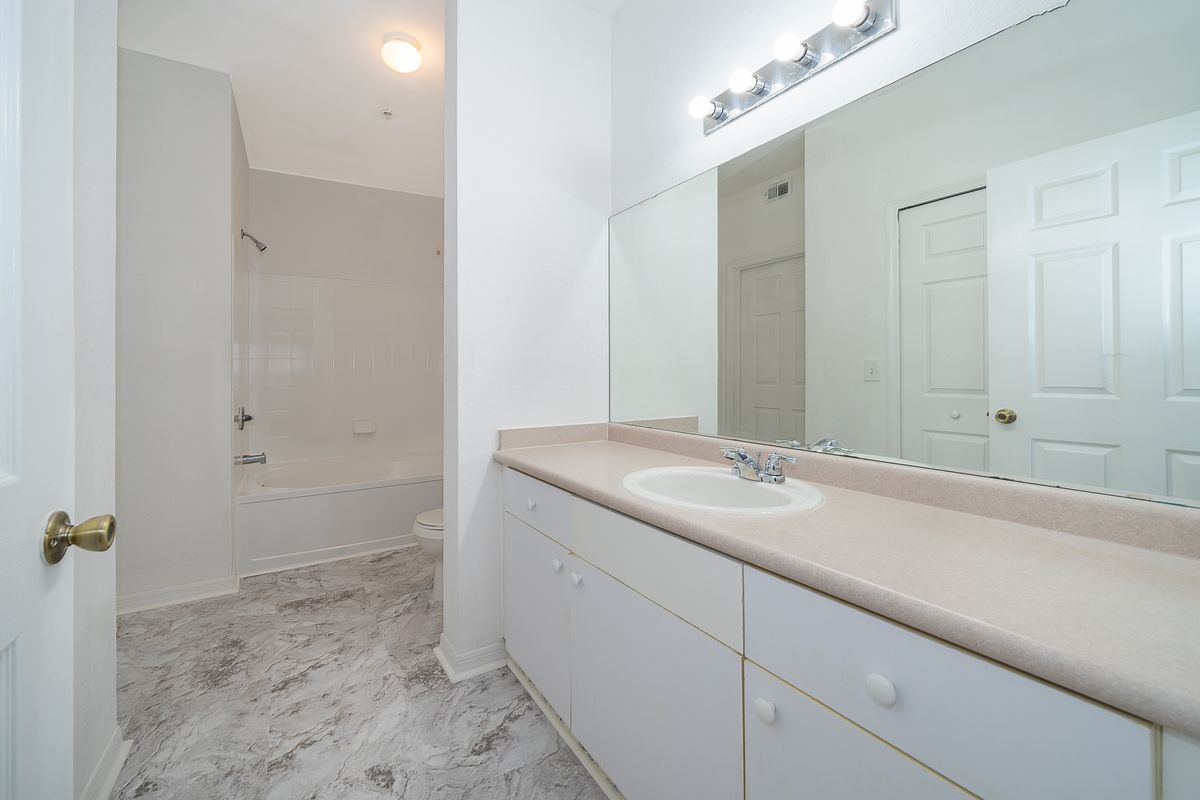 Building Photo - 5144 City St