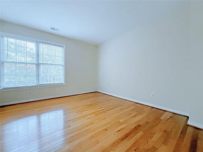 Building Photo - 1440 Gran Forest Dr