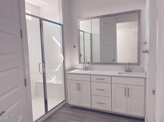 Building Photo - 31962 N 125th Ave