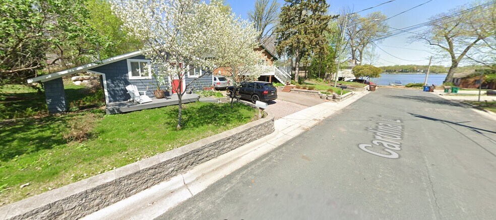 Building Photo - 2161 Cardinal Ln