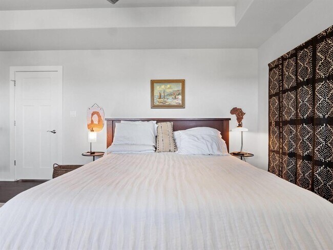 Building Photo - 10103 Twin Lake Loop