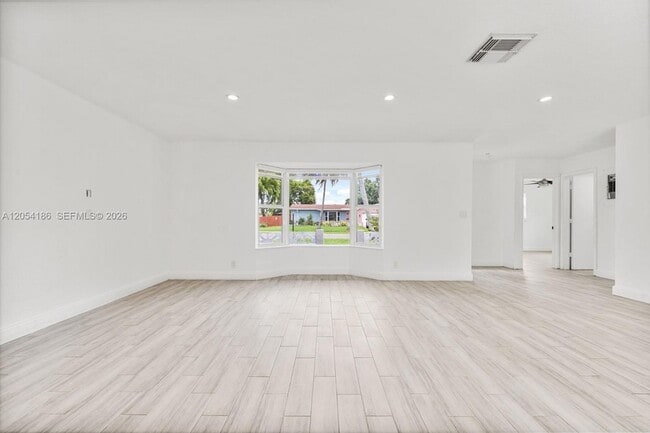 Building Photo - 3192 NW 40th Ct