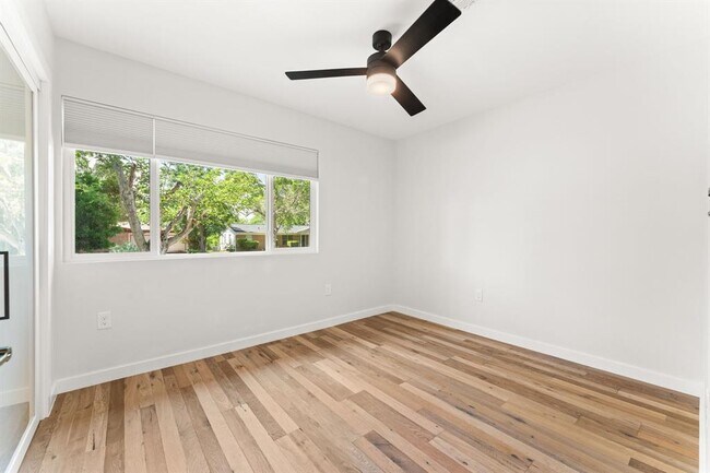 Building Photo - 5102 Ravensdale Ln