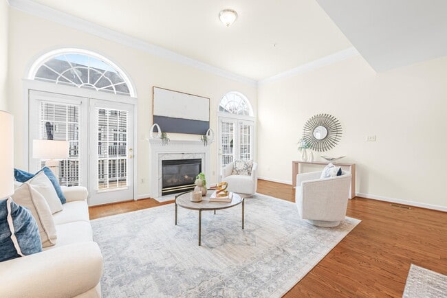 Building Photo - 631 Gatestone St