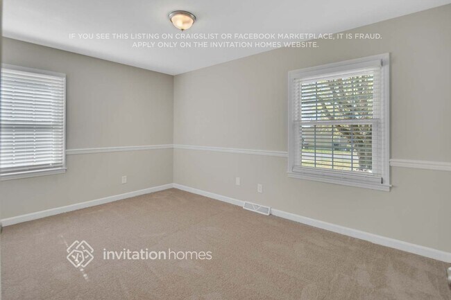 Building Photo - 7112 David Ave