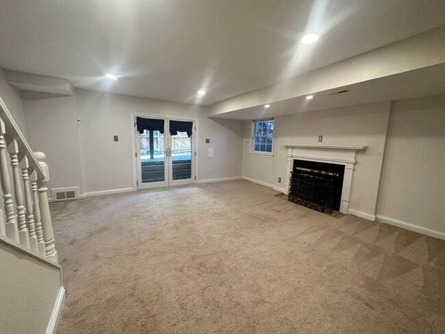 Building Photo - 1220 Portner Rd