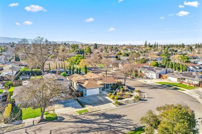 Building Photo - 5825 Laguna Seca Way