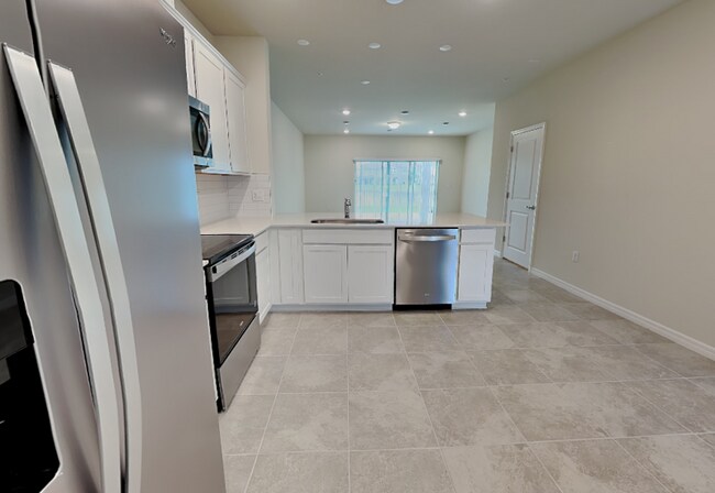 Building Photo - 461 Beryl Cv