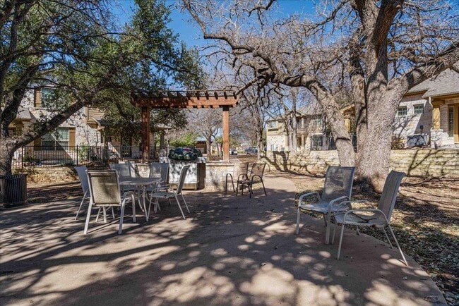 Building Photo - 14815 Avery Ranch Blvd