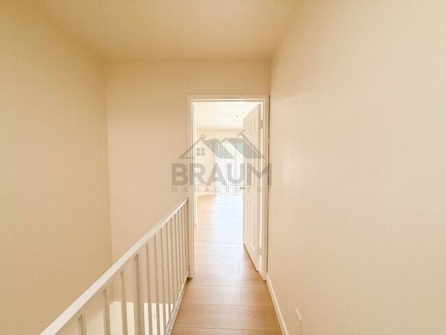Building Photo - 7323 Winnetka Ave