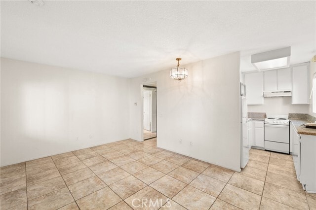 Building Photo - 3645 Country Oaks Loop