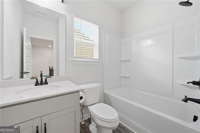 Building Photo - 3860 Pressley Ln