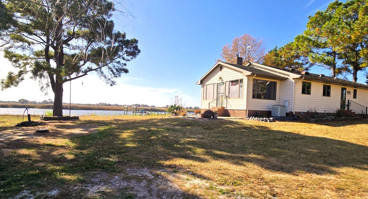 Building Photo - 252 Hickory Point Rd