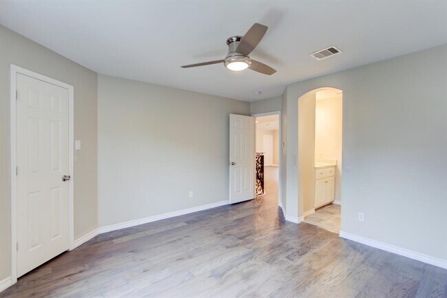 Building Photo - 4134 W Northampton Place