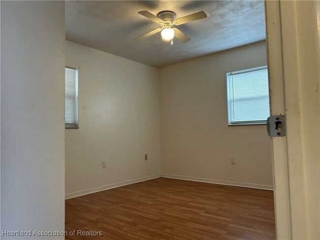 Building Photo - 4926 Salmon Dr