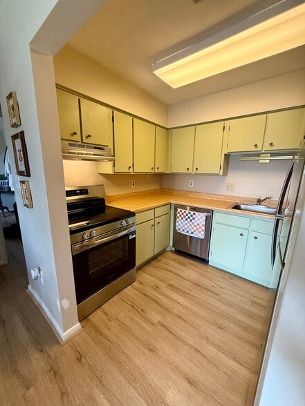 Building Photo - 3551 Timberline Trail