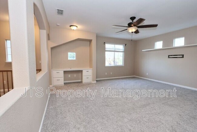 Building Photo - 2040 San Esteban Cir