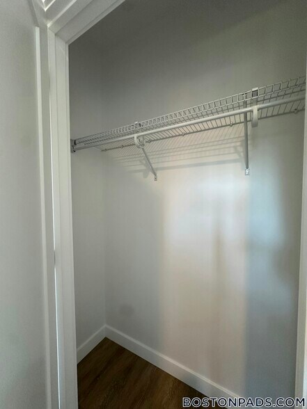 Building Photo - 199 Gardner St