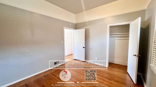 Building Photo - 1/2 Off first months Rent -4 bedroom 2 bat...