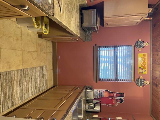 Building Photo - 1741 Camp South Moon Rd