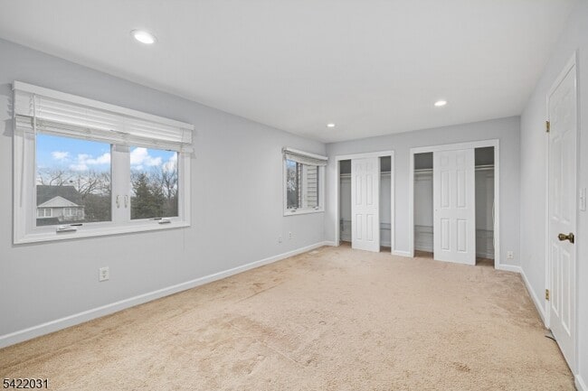 Building Photo - 33 Stockton Ct