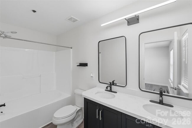 Building Photo - 6621 Tor Dr