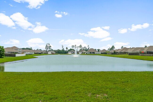 Building Photo - 464 Eagle Lake Wy
