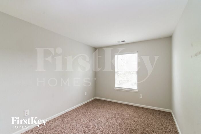 Building Photo - 5312 Shamus Dr