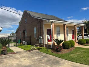 Building Photo - 2130 Morgan St