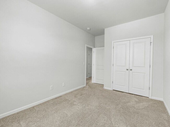 Building Photo - 408 Blockade Shl Ln