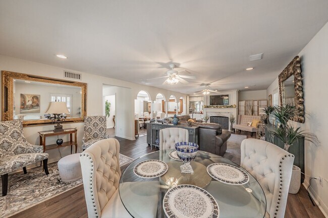 Building Photo - Coming Soon! Spacious 3 Bed, 2 Bath Duplex in the Heart of Overton West