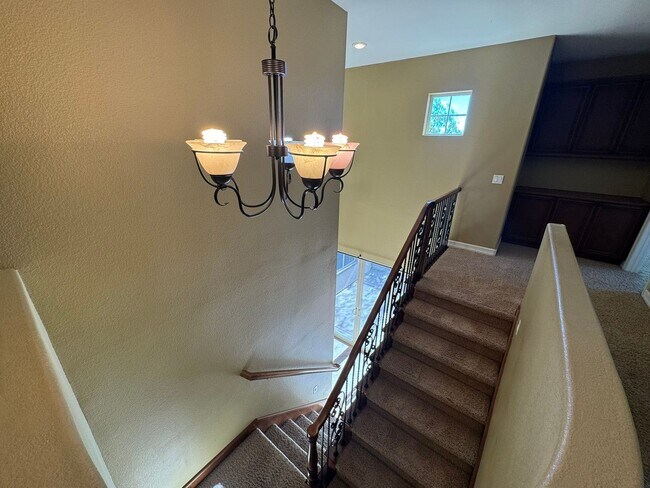 Building Photo - Gorgeous La Costa Executive Home – 5 Bed /...