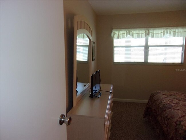 Building Photo - 1811 Bedford Ln