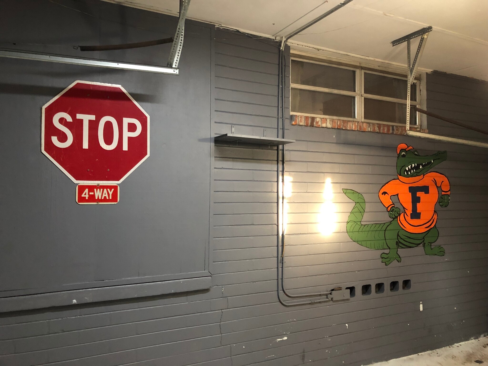 Garage - 2842 SW 1 Ave