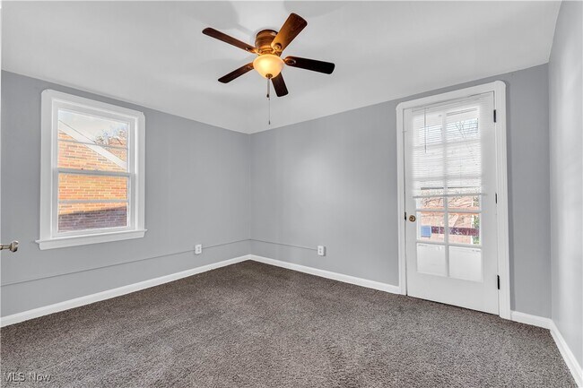 Building Photo - 6151 Wareham Dr