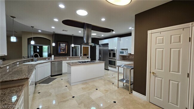 Building Photo - 2101 Grand Island Ct