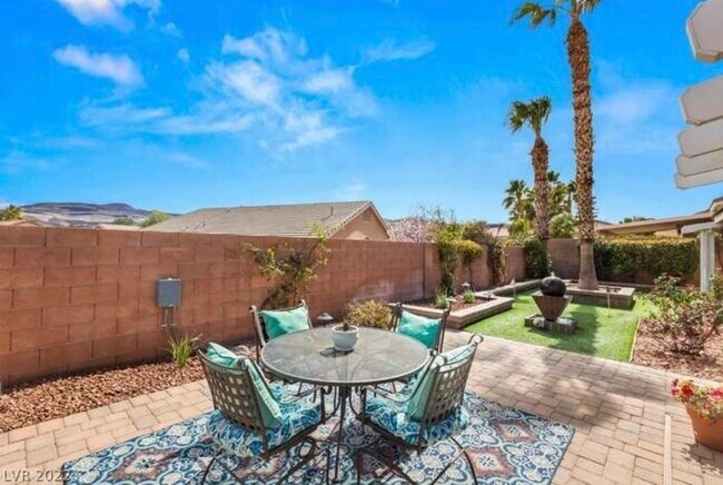 Building Photo - 1811 Puerto Way