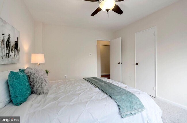 Building Photo - 1830 Columbia Pike