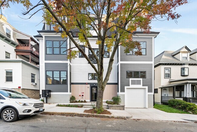 Building Photo - 115 Thurston St