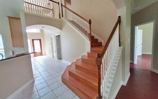 Building Photo - 2707 Sun Beam Ct